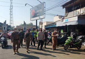 Koramil 1902 – Polsek Plered Gelar Patroli Gabungan, Sosialisasi Perpanjangan PPKM Level 4