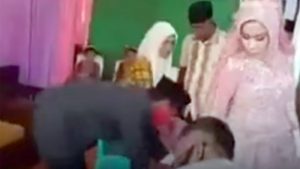 Video: Pria ini Jatuhkan Talak Kepada Istrinya Setelah Ijab Qabul