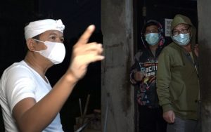 Hmm, Dedi Mulyadi Kepergok Pekerja WNA China yang Jadi Tukang Pencatat Barang