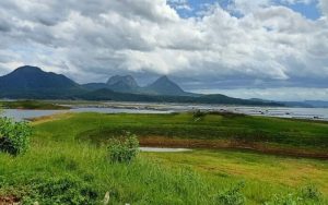 Video: Sssttt!. Ada Surga Tersembunyi di Desa Kertamanah Purwakarta