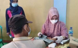 Haru, Kisah Perjuangan Nakes Purwakarta yang Sempat Terpapar Covid-19