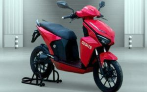 Si Gesits, Motor Listrik Karya Anak Bangsa Ini Sudah Diekspor ke Luar Negeri Lho!