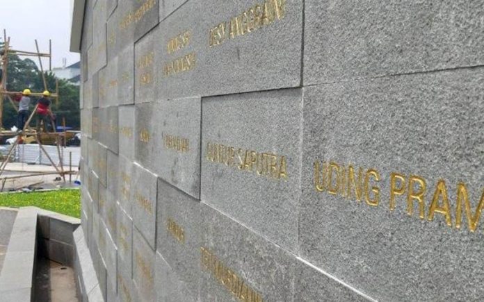 monumen-covid-19