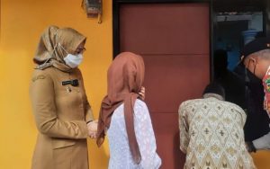 Bupati Purwakarta Resmikan Rumah Warga Kampung Sempur Kidul Usai Direnovasi