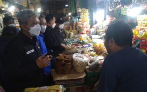 BPKN RI Berkunjung ke Purwakarta dan Dengar Keluhan Para Pedagang di Pasar Rebo