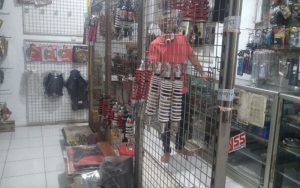 Toko Sparepart Motor di Jalan Ipik Gandamanah Dibobol Pencuri, Kerugian Capai Rp10 Juta
