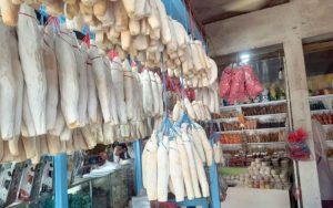 Momen Lebaran 2022, Peuyeum Bendul Khas Purwakarta Laris Manis Diserbu Pemudik