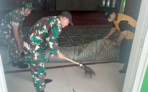 Sambut HUT Bhayangkara Ke-76, Polres Purwakarta Bersama TNI Adakan Bakti Sosial