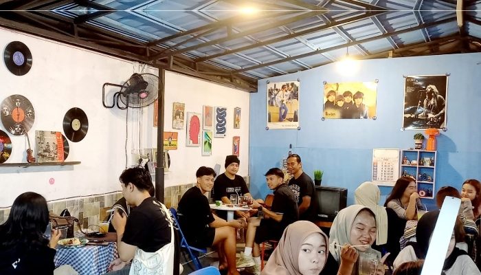 Ngobrolin Manusia ter-Retro di Waroeng RETRO Bareng Bani Adam Chapter Purwakarta
