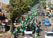 Demontrasi pengemeudi pjol di Purwakarta