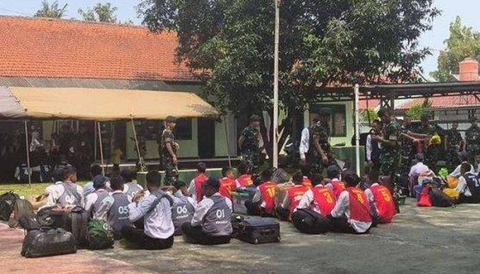 Usai Pendidikan di Barak Militer, 39 Pelajar di Purwakarta Dipulangkan