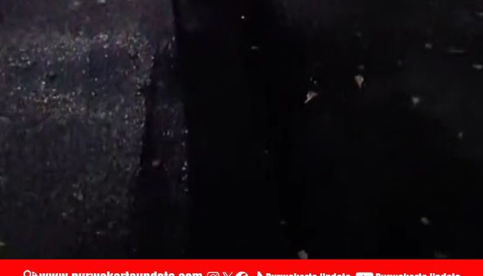 Geram Lihat Jalan Hotmix Tidak Mulus, Om Zein: “Ini Harus Diulang, Jangan Dibayar!”