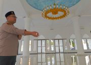 Kapolres Purwakarta saat meresmikan Masjid Jami Al Husna