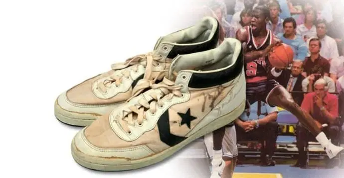 Intip 13 sepatu termahal di dunia dengan harga tembus Rp283 miliar. Dari material meteorit hingga ribuan berlian murni!