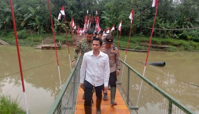 Kabar Baik Warga Purwakarta! Jembatan Sungai Cikao Resmi Bisa Digunakan
