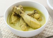Opor Ayam Untuk Menu Spesial Lebaran Bersama Keluarga