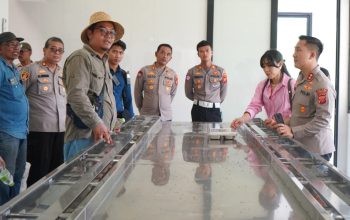 Edukasi Ketahanan Pangan, Kapolres Purwakarta Kunjungi Kampung Ilmu di Tegalwaru