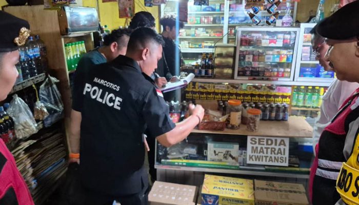 Tekan Aksi Kriminal, Polres Purwakarta Lakukan Razia Miras