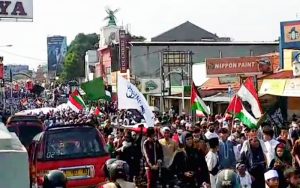 Bela Palestina, Purwakarta Dibanjiri Pasukan Jubah Putih
