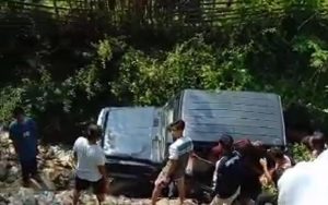 Niat Bersilaturahmi, Mobil Ini Terperosok ke Jurang di Sukasari Purwakarta