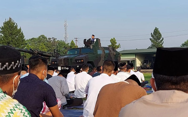 Unik! Shalat Idul Fitri di Batalyon Armed 9 Pasopati Kostrad Dijaga Alutsista Canggih