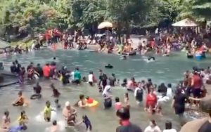 Wisata Taman Batu Purwakarta Membludak Pengunjung, Pemkab Kecolongan?