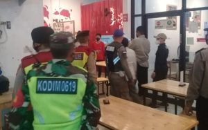 Rumah Makan Disambangi Tim Gabungan Operasi Yustisi Purwakarta