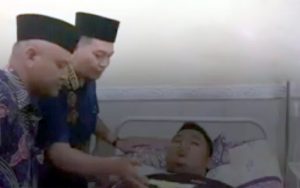 Video: Nekat! Pria ini Meninggal Usai Menghirup Nafas Pasien Covid-19