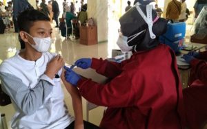 Para Santri di Purwakarta Kini Dapat Giliran Serbuan Vaksinasi Covid-19