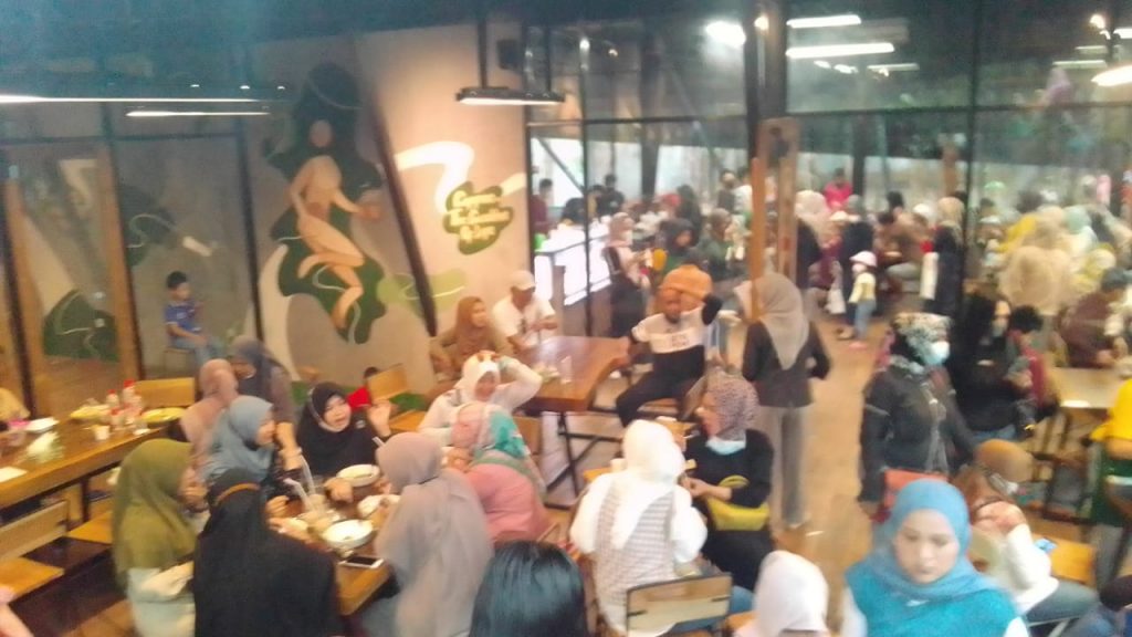 Terlalu Lama Karantina di Masa Pandemi, Kafe Hutan Jati Jalan Baru Kini Hadir Untuk Warga Purwakarta