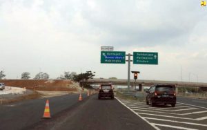 Penghubung Purwakarta, Ruas Tol BIJB Kertajati Bakal Rampung September Ini