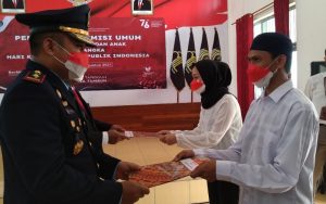 HUT RI ke-76, Lapas Purwakarta Berikan Remisi Kemerdekaan dan Pembebasan