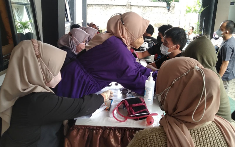 Pelaku Pariwisata dan Ekonomi Kreatif Purwakarta Kini Dapat Serbuan Vaksinasi