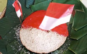 Surabi Merah Putih Raksasa Hadir Meriahkan HUT RI ke-76 Purwakarta