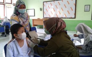 Sambut PTM, Pemkab Purwakarta Gelar Vaksinasi Covid-19 Untuk Pelajar