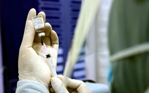 Pemprov Jabar Inisiasi Vaksinasi Covid-19 Gunakan Tenaga Bidan Desa/Kelurahan