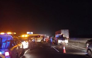 Delapan Mobil Terlibat Kecelakaan Beruntun di KM 51 Tol Jakarta-Cikampek