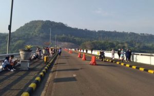 Selain Tujuan Wisata, Bendungan Cirata Jadi Lokasi Favorit Warga Untuk Berolahraga