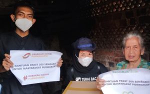 YMPLK Distribusikan 500 Paket Sembako Kepada Masyarakat Purwakarta