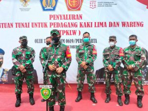 Kodim 0619/Purwakarta Salurkan Bantuan Tunai 1,2 Juta ke 4000 Pedagang Kecil