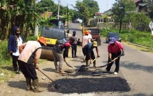 Hingga Oktober 2021, DPUBMP Purwakarta Rampungkan Jalan Sepanjang 13,5 Kilometer