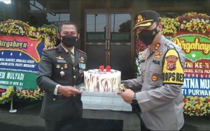 HUT TNI Ke-76, Polres Purwakarta Beri Kejutan Kepada Dandim 0619/Purwakarta