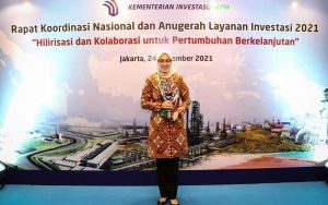 Anne Ratna Mustika Raih Penghargaan Anugerah Layanan Investasi Tahun 2021