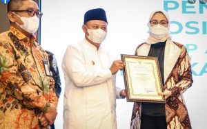 Bupati Purwakarta Terima Penghargaan Paritrana Award 2020 Tingkat Jawa Barat