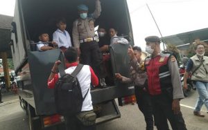 Percepatan Vaksinasi 100 Persen, Polres Purwakarta Jemput Bola Vaksinasi Siswa SD