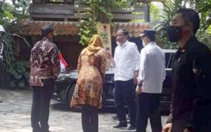 Berkunjung ke Purwakarta, Presiden Jokowi Nikmati Kuliner SHSD di Jatiluhur