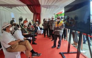 Menko Marves Luhut Cek Terowongan Kereta Api Cepat di Ciganea Purwakarta