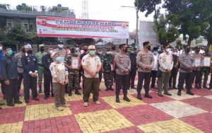 Kapolres Purwakarta Serahkan Penghargaan Juara Lomba Poskamling, Siapa Juaranya?