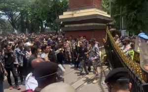 Pasca Kerusuhan di Depan Mapolda, Polda Jabar Tangkap Ketua Umum GMBI