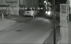 Aksi Pencurian Mobil di Jalan Terusan Kapten Halim Purwakarta Terekam Kamera CCTV